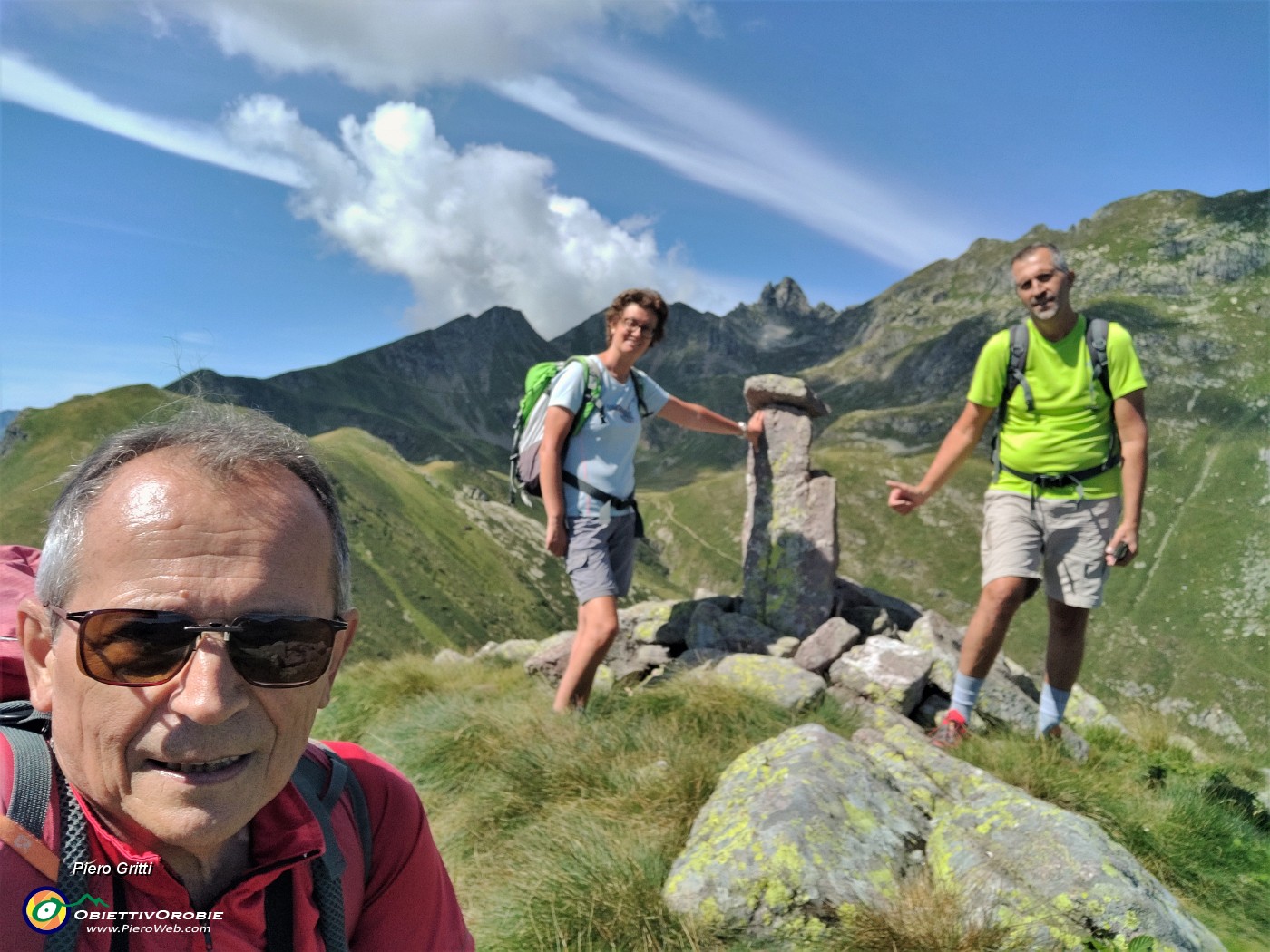 51 Selfie sulla cima del MIncucco (2001 m).jpg